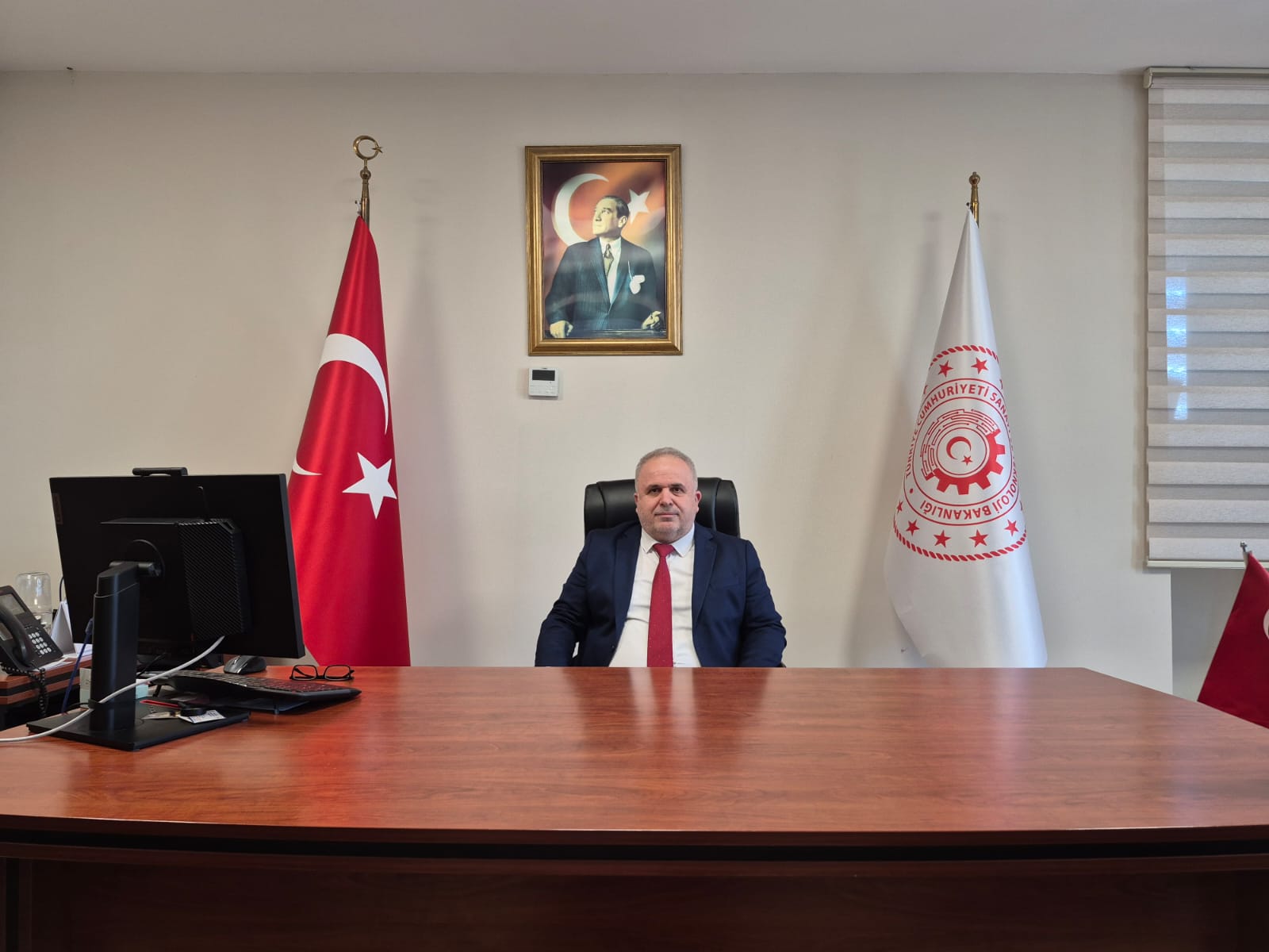 Aw444132 01 (1)