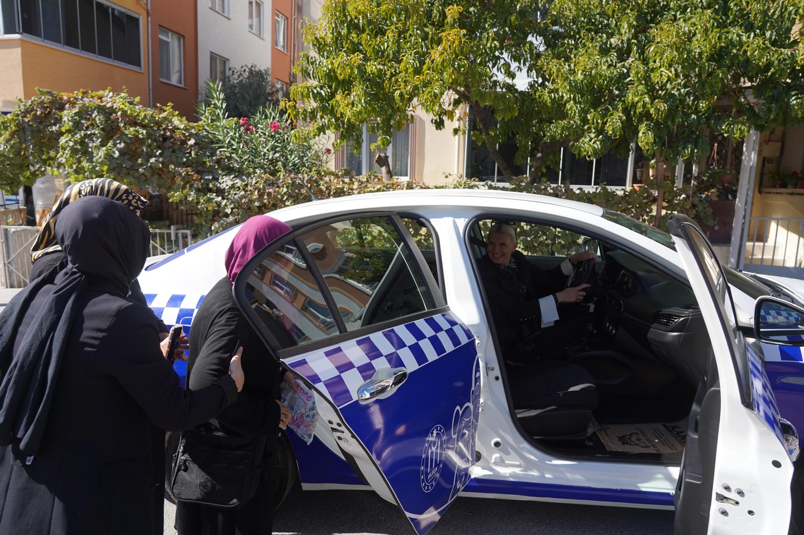 982C4B60 2Bd9 48D6 B7C0 C74F44E0Bef5