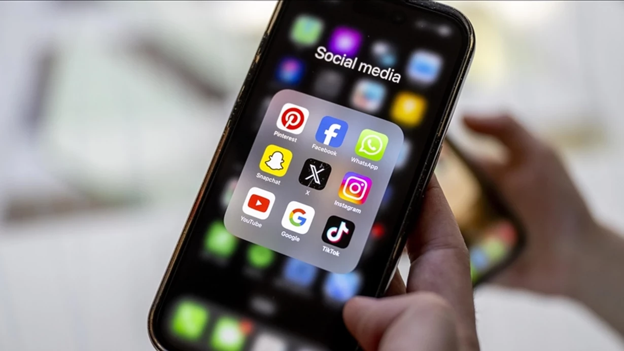 Sosyal Medyada Erisim Sorunu Yasaniyor Youtube Facebook Instagram Agxo