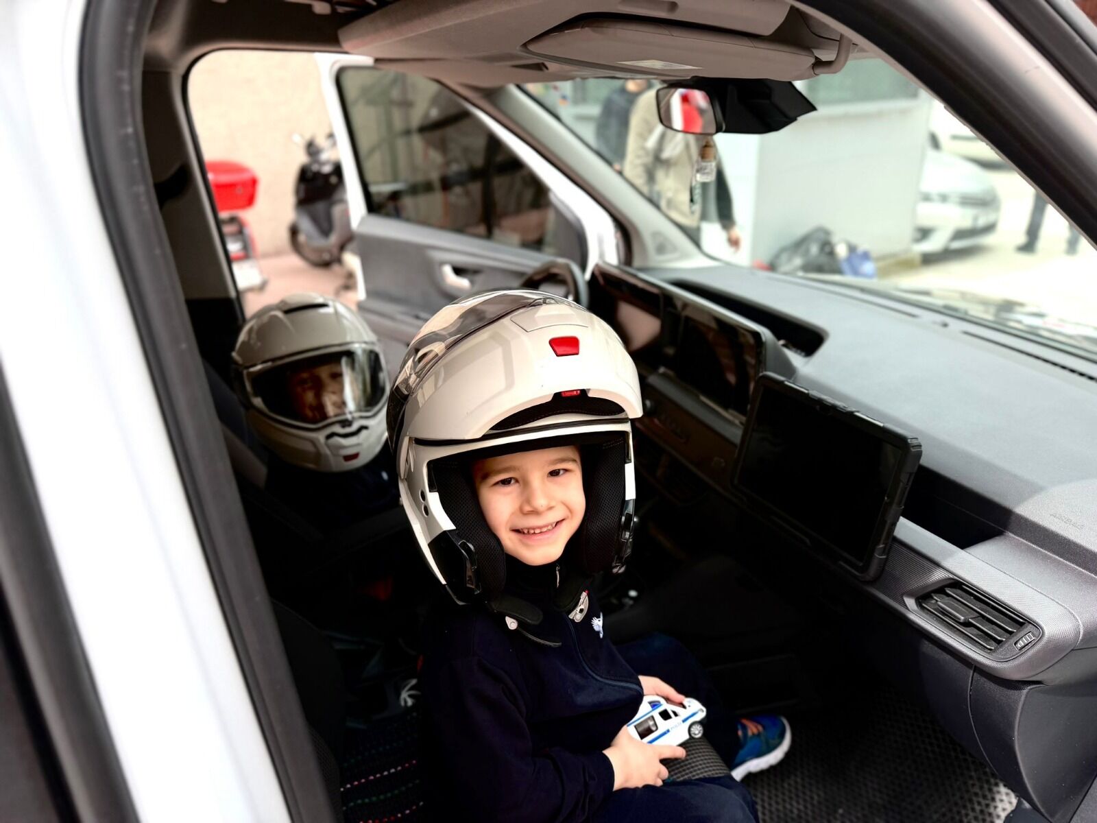 Whatsapp Image 2026 04 16 At 12.45.29 (1)