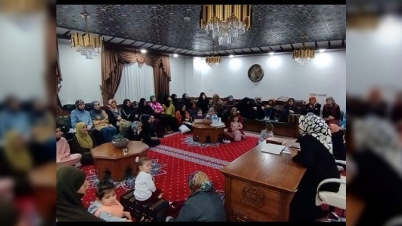 AİLEYİ AYAKTA TUTAN AHLAKİ DEĞERLER ANLATILDI