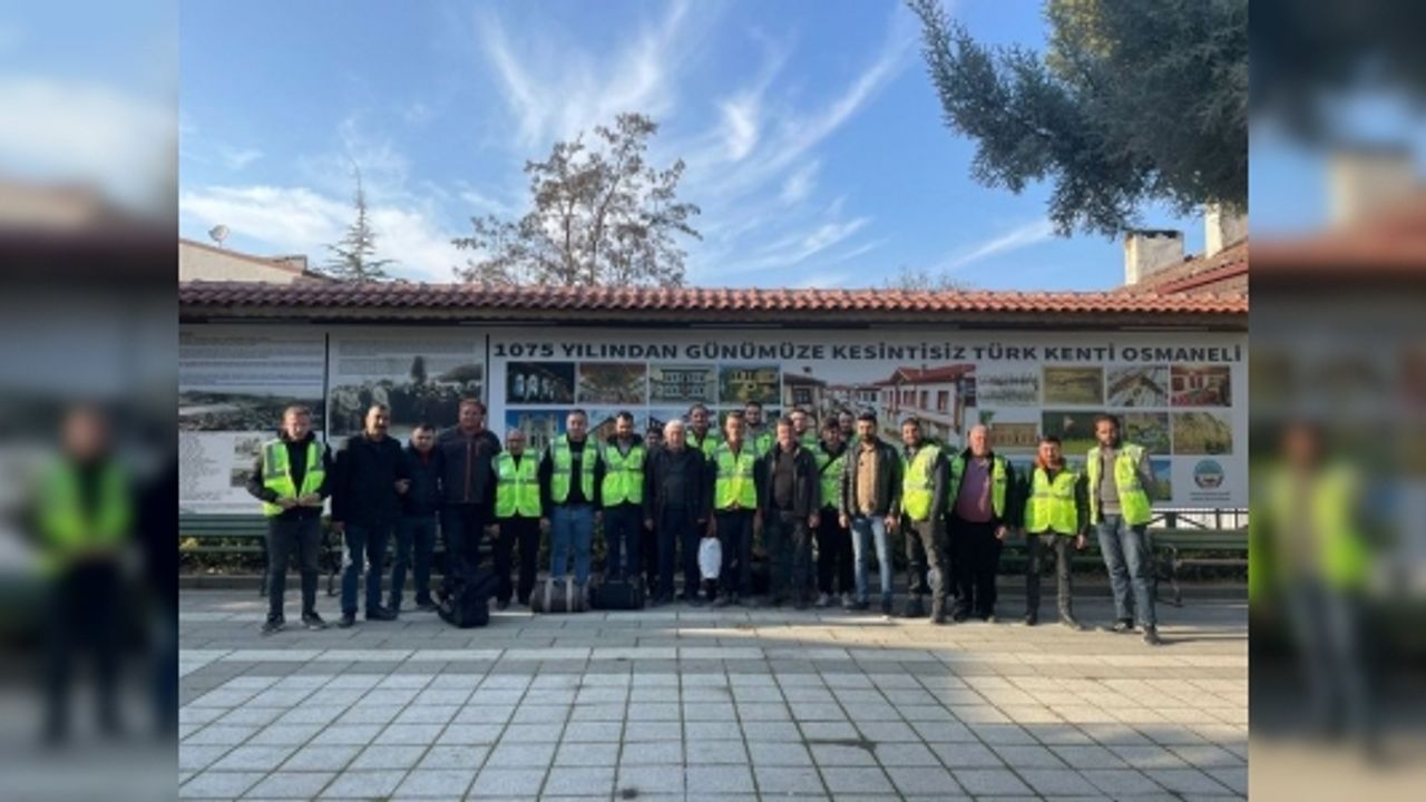 DESTEK EKİBİ KONTEYNIR KURULUMUNA DESTEK OLMAK ÜZERE DEPREM BÖLGESİNE GİTTİ