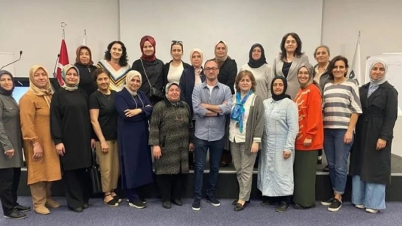 GENÇ İSTİHDAM VE ÜRETİCİ KOOPERATİF BÜYÜYOR