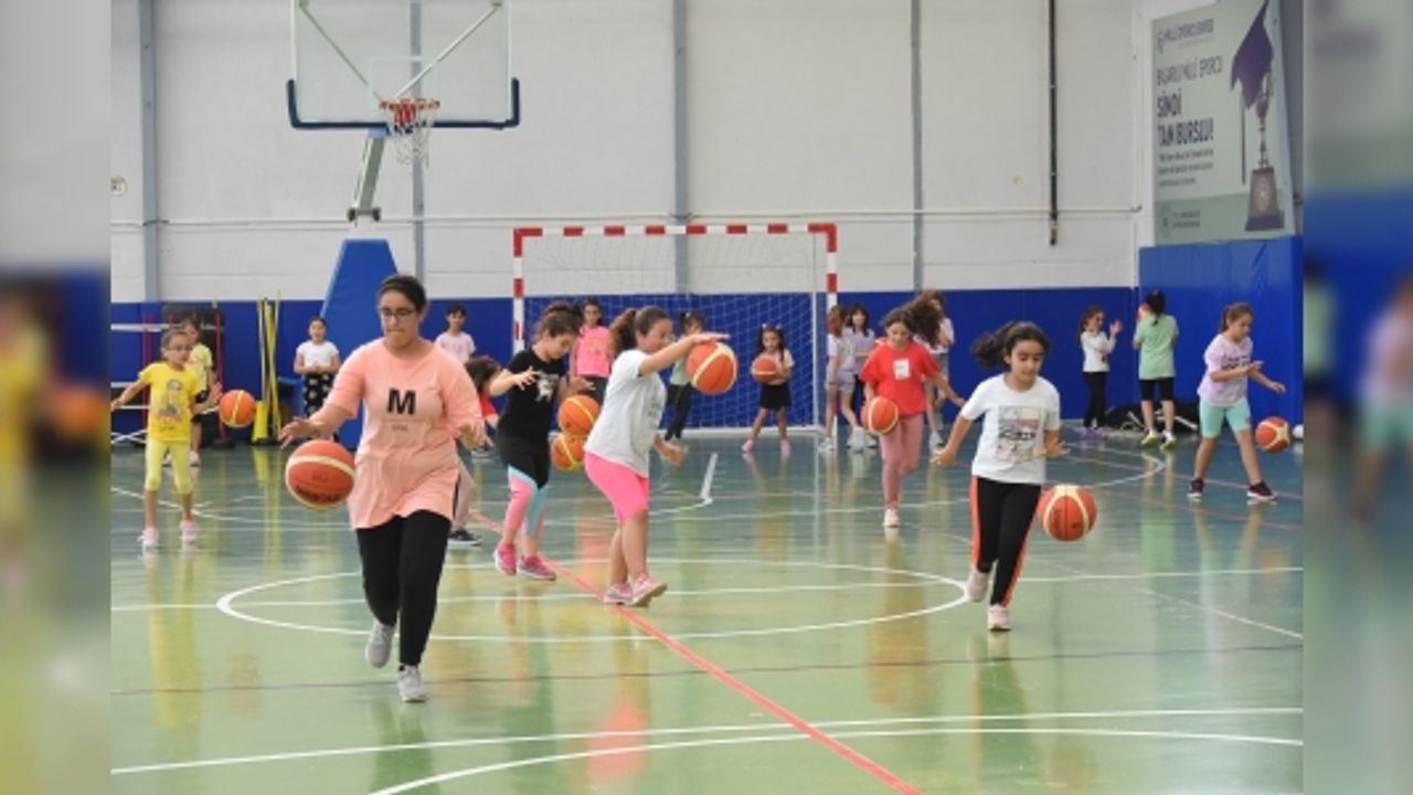 YAZ SPOR OKULLARI GELECEĞE HAZIRLIYOR