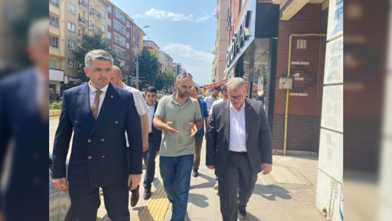 AK PARTİ HEYETİ SANAYİCİLER İLE BİR ARADA