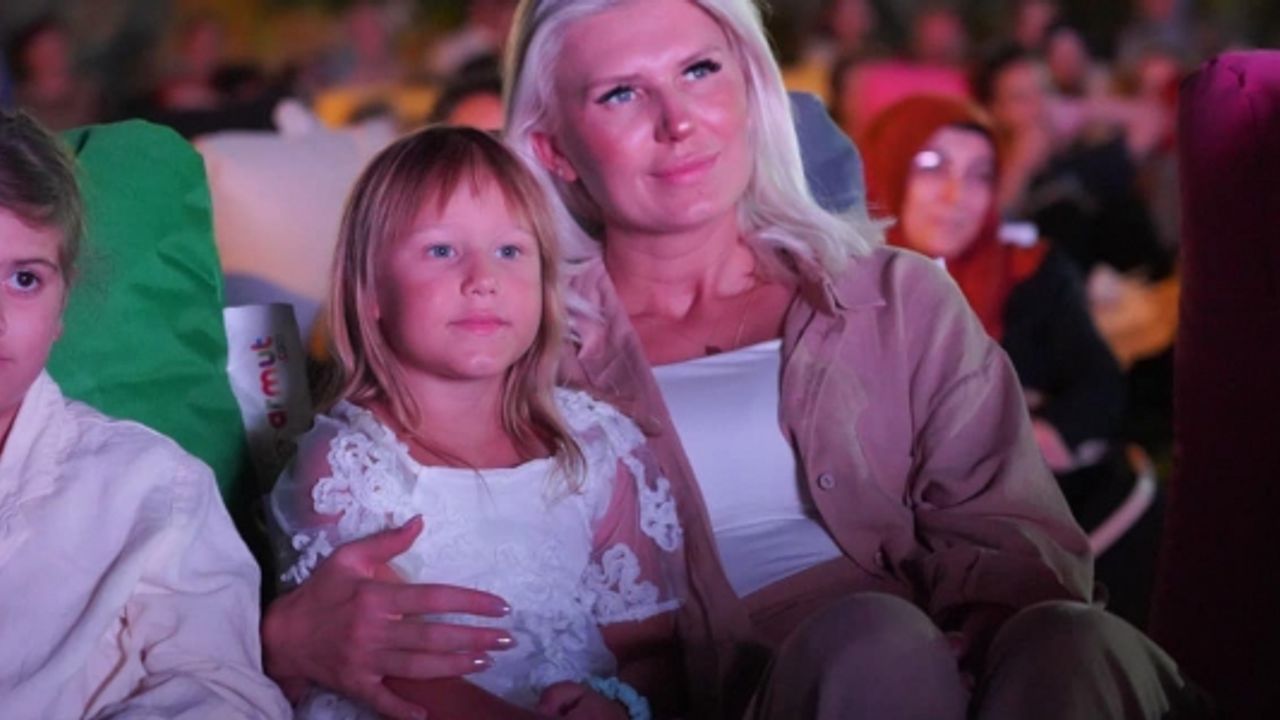 SİNEMA GÜNLERİ 'MAVİ BONCUK' İLE BAŞLADI