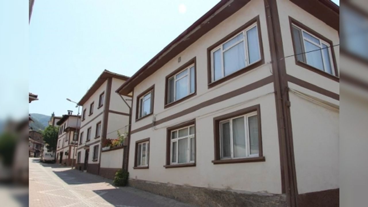 SOKAK SAĞLIKLAŞTIRMA PROJESİ İLE GÜZELLEŞİYOR