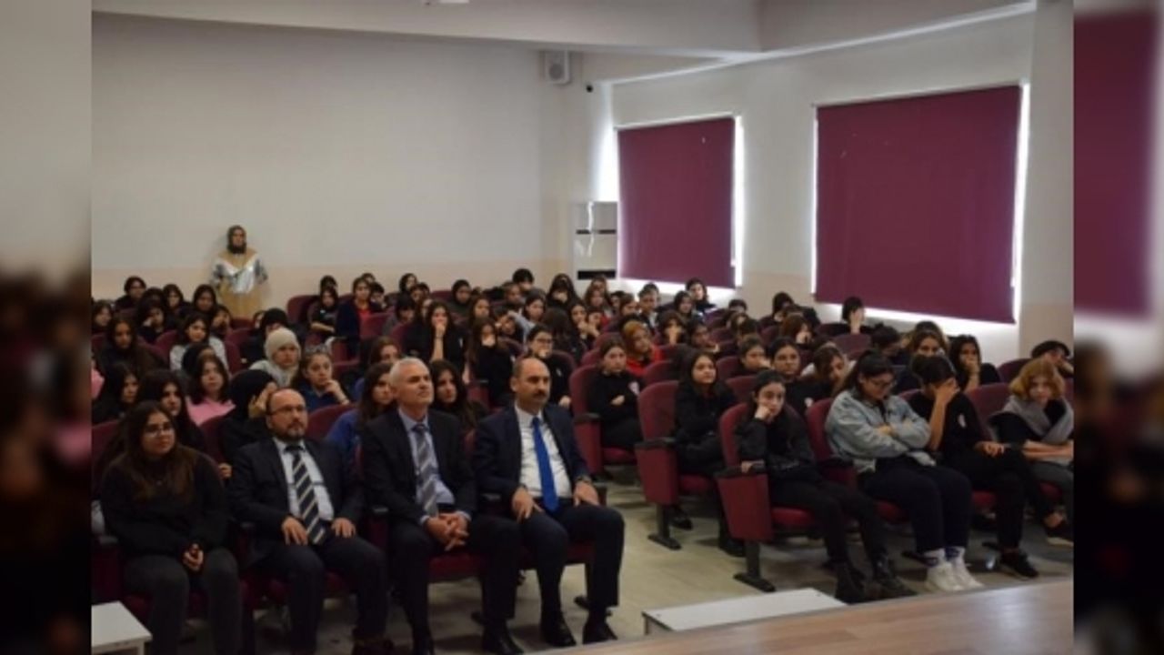 ÖĞRENCİLERE SPORCU KARTI ÇIKARILIYOR