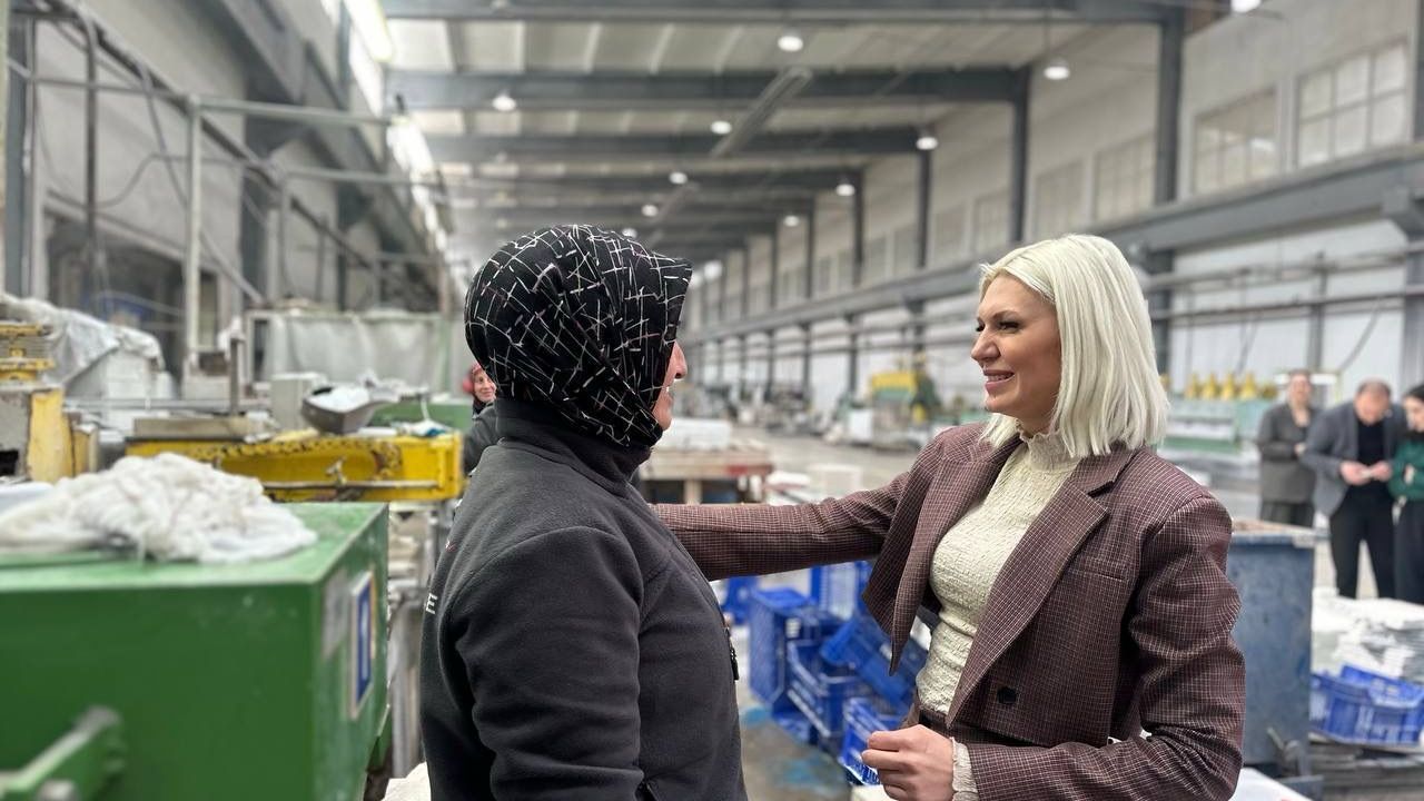 EMEKÇİNİN DOSTU MELEK BAŞKAN FABRİKALARI ZİYARET ETTİ!