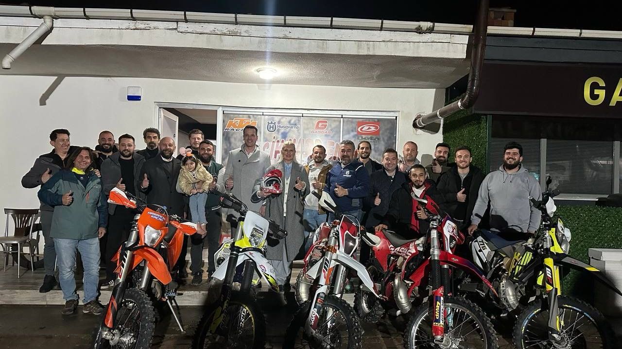 MELEK BAŞKAN'A TAM GAZ DESTEK!