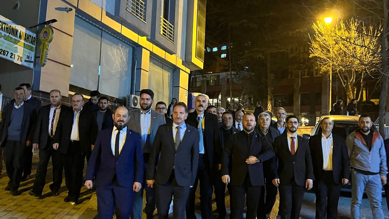 YENİDEN RAFAH PARTİSİ'NDEN PAZARYERİLİLER DERNEĞİ'NE ZİYARET