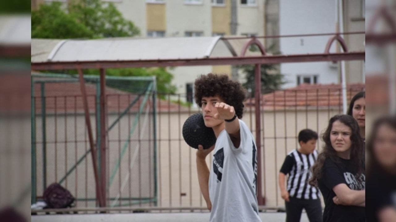 GELECEĞİN BAŞARILI SPORCULARI BİR ARADA