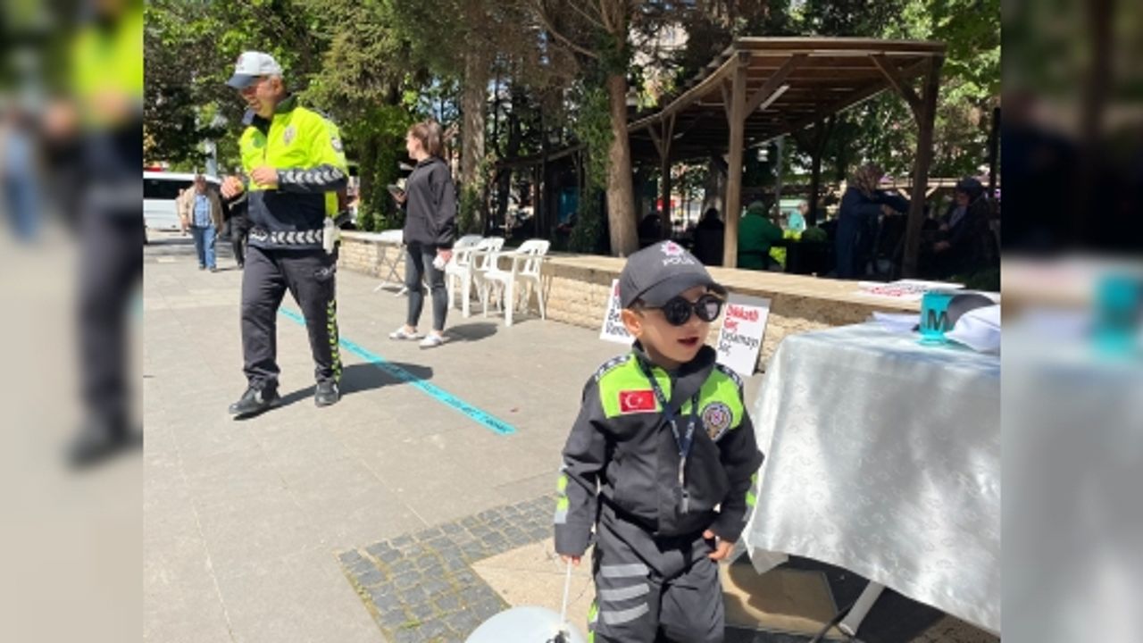 MİNİK POLİS ALP İLGİ ODAĞI OLDU