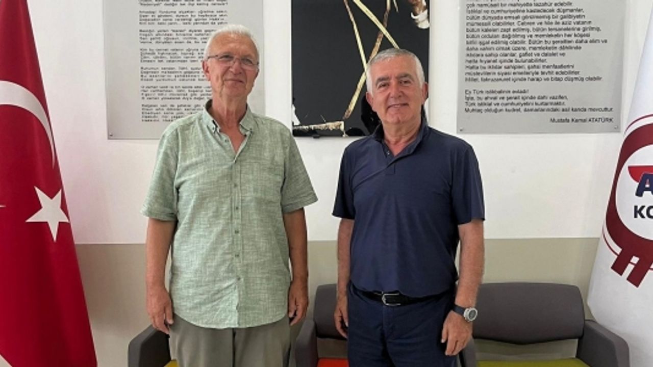CHP İL BAŞKANI  ALİ ÖZDEMİR'DEN AÇI KOLEJİ'NE ZİYARET