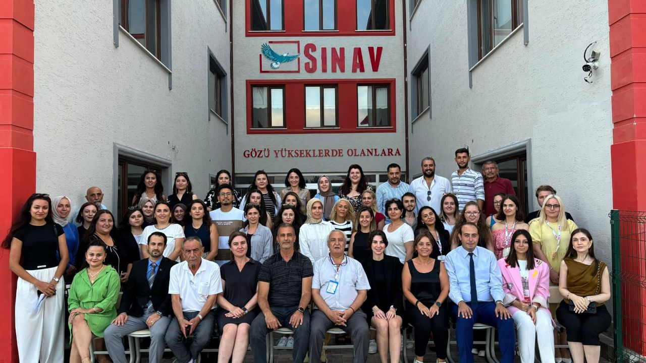 ÖZEL SINAV KOLEJİ'NDE DÖNEMİN İLK ZİL SESİ ÇALDI