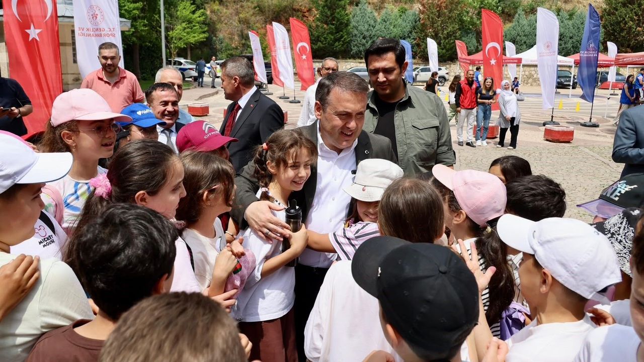 VALİ SÖZER, ÇEDES YIL SONU KAPANIŞ PROGRAMI’NA KATILDI
