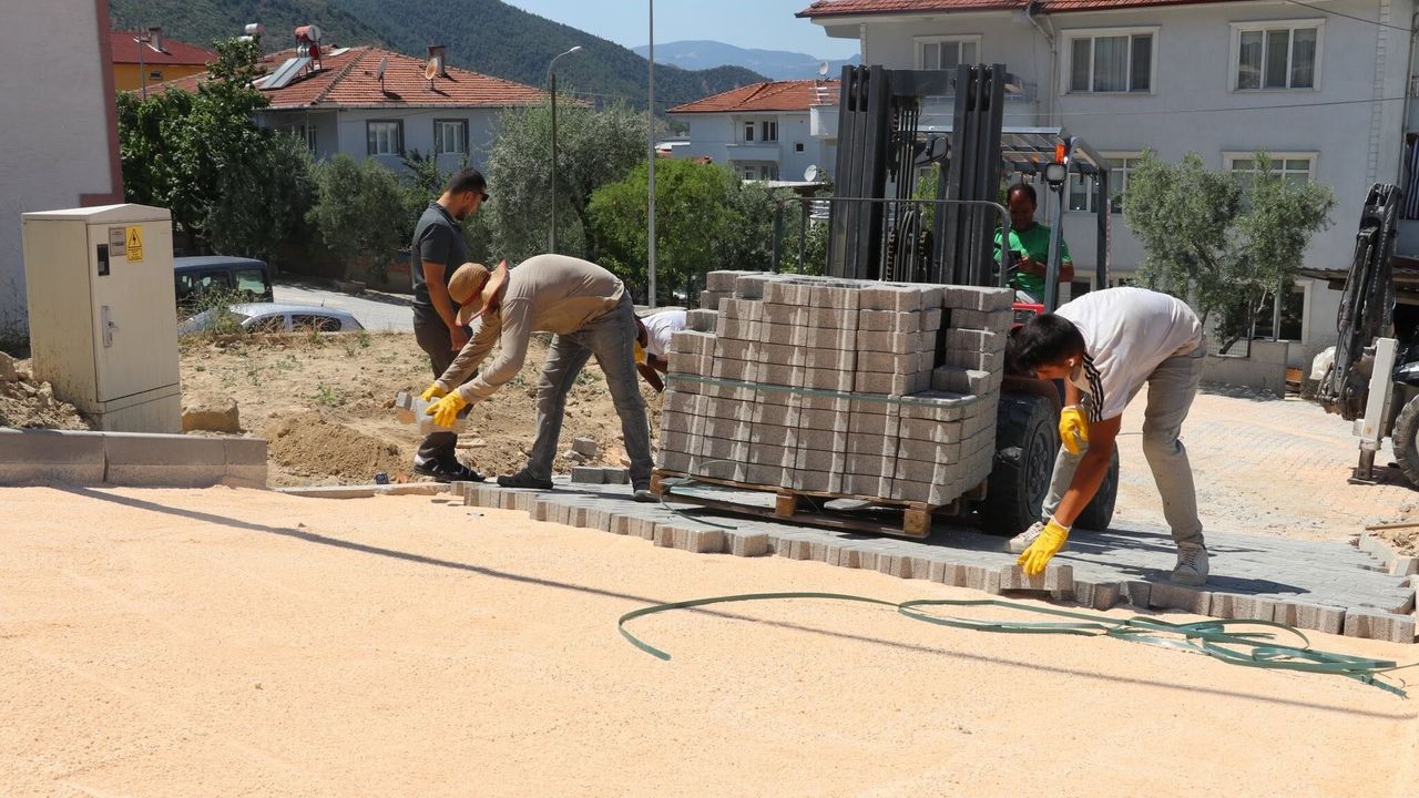 OSMANELİ BELEDİYESİ DUR DURAK BİLMİYOR