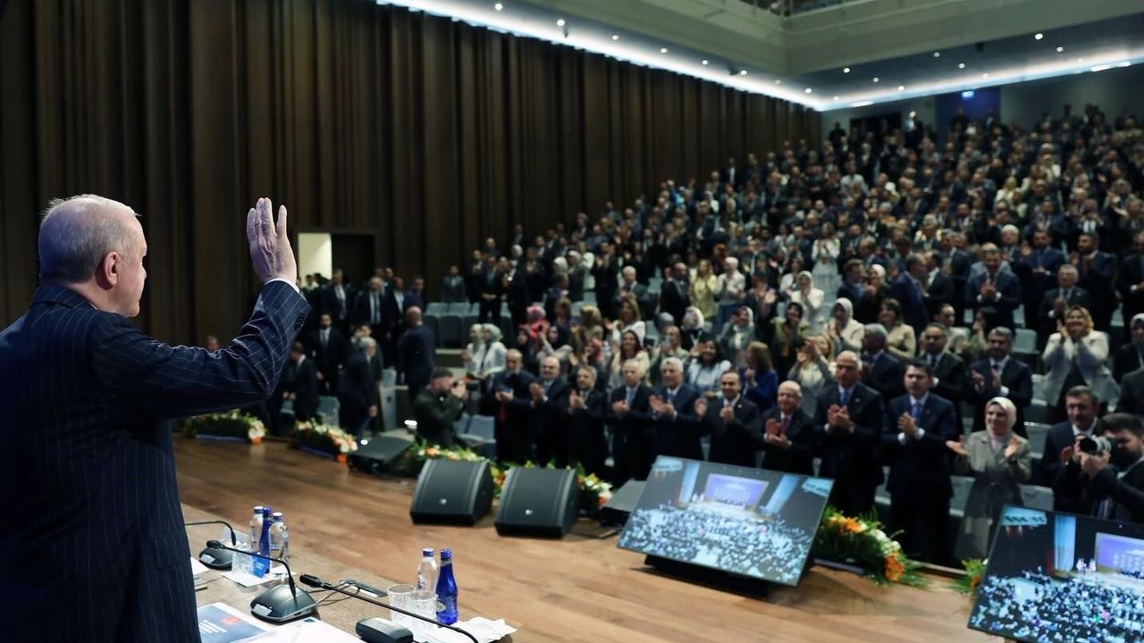 İL BAŞKANI YILDIRIM İL BAŞKANLARI TOPLANTISINA KATILDI