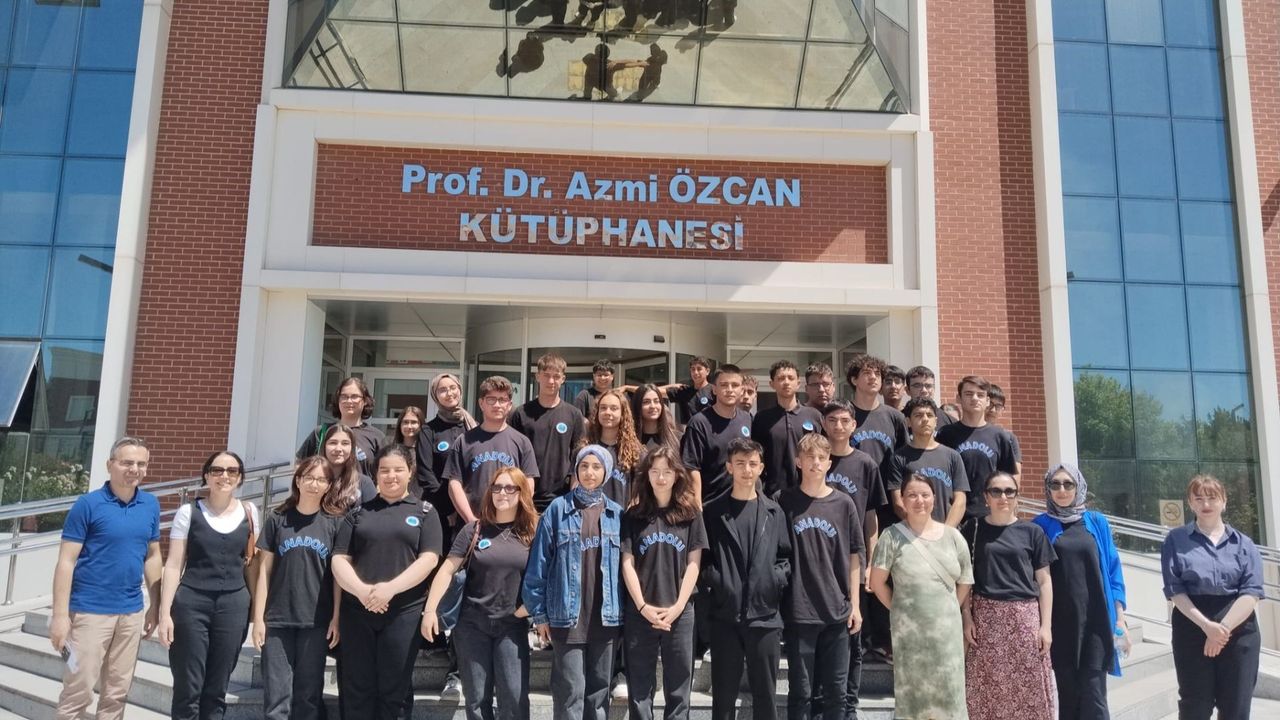 BŞEÜ AKADEMİK BİRİMLERİ LİSE ÖĞRENCİLERİNE TANITILDI