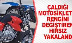 ÇALDIĞI MOTOSİKLETİN RENGİNİ DEĞİŞTİREN HIRSIZ YAKALANDI