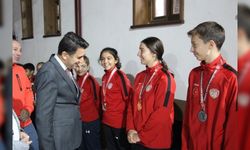 SPOR VE SANAT HAKKINDA KONUŞTULAR