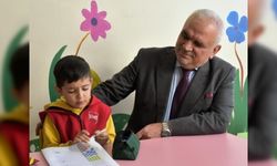 MÜFTÜ ALİ ERHUN, MİNİKLERLE BİR ARADA