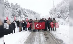 ŞEHİTLER İÇİN BİRLİKTE YÜRÜDÜLER