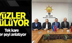 YÜZLER GÜLÜYOR