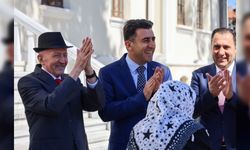 ANLAMLI GÜNDE HUZUREVİ SAKİNLERİNİ YALNIZ BIRAKMADI