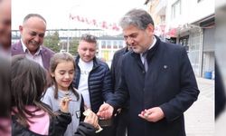 BAŞKAN SUER, ÇOCUKLARIN YÜZÜNÜ GÜLDÜRÜYOR