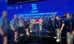 4 PROJE EKİBİ BAŞARILARA İMZA ATTI