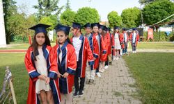 BİLECİK SINAV KOLEJİ'NDE MEZUNİYET HEYECANI