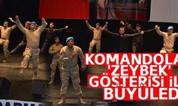 KOMANDOLAR 'ZEYBEK' GÖSTERİSİ İLE BÜYÜLEDİ