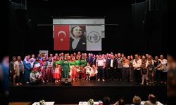 YÖRESEL TÜRKÜLER ŞÖLENİ DÜZENLENDİ