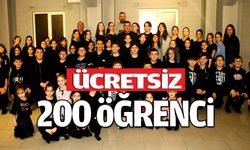 200 ÖĞRENCİ ÜCRETSİZ ŞEKİLDE BİRÇOK ALANDAKİ DERSLERİ GÖRÜYOR