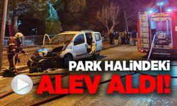 BİLECİK'TE PARK HALİNDEKİ HAFİF TİCARİ ARAÇ YANDI