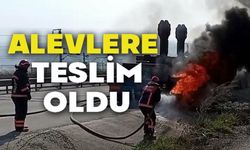 İŞ MAKİNESİ TAŞIYAN TIR ALEVLERE TESLİM OLDU