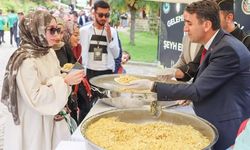 GELENEKSEL ŞİFALI PİLAVI İKRAMI