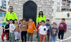MİNİK ÖĞRENCİLER POLİSLİK MESLEĞİNİ YAKINDAN TANIDI