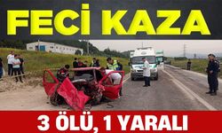 2 OTOMOBİL KAFA KAFAYA ÇARPIŞTI: 3 ÖLÜ, 1 YARALI