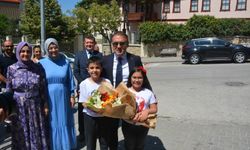 ÇOCUKLARA BOL BOL KİTAP OKUMALARINI TAVSİYE ETTİ