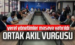 AK PARTİ'DE YEREL YÖNETİM DEĞERLENDİRİLDİ