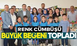 ‘RENK CÜMBÜŞÜ' SERGİSİ ZİYARETE AÇILDI