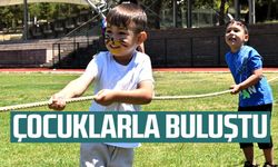 ‘GELENEKSEL OYUN TIRI’ SÖĞÜT’TE ÇOCUKLARLA BULUŞTU