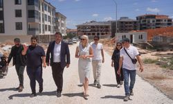 YENİ YERLEŞİM ALANLARINDA ASFALTLAMA ÇALIŞMASI YAPILIYOR