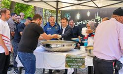 ŞEYH EDEBALİ KÜLLİYESİ'NDE VATANDAŞLARA ŞİFALI PİLAV İKRAMI