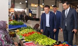 VALİ FAİK OKTAY SÖZER, SÖĞÜT PERŞEMBE PAZARI'NDA ESNAFLA BULUŞTU