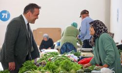 VALİ SÖZER, PAZARCI ESNAFIYLA BİR ARAYA GELDİ