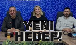 AK PARTİ HEYETİ YÖNETİM KURULU TOPLANTISINDA BİR ARAYA GELDİ