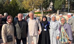 BAŞKAN YILDIRIM UMRECİLERİN MANEVİ DUYGULARINA ORTAK OLDU